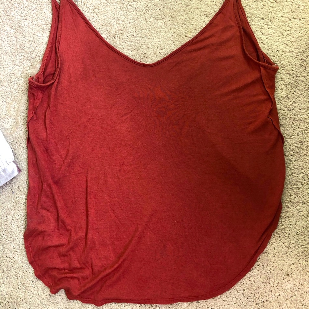 Flowy tank